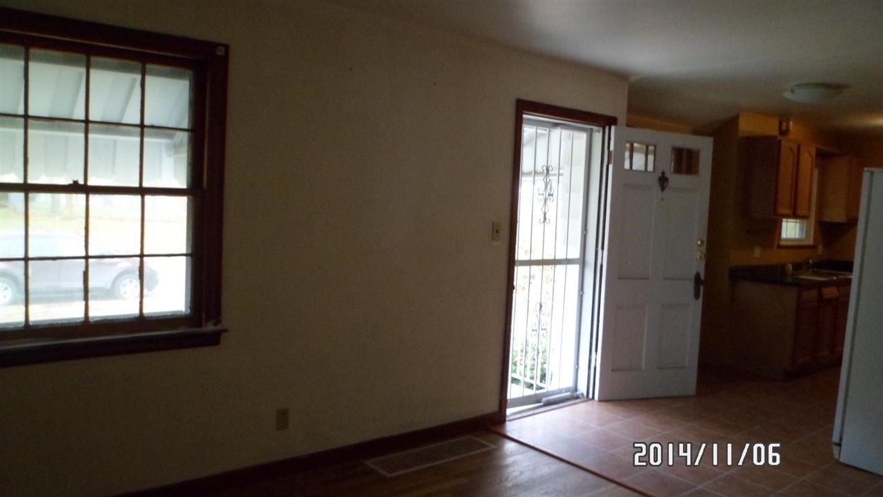 4209 Oliver St, Fort Wayne, IN 46806 photo 3