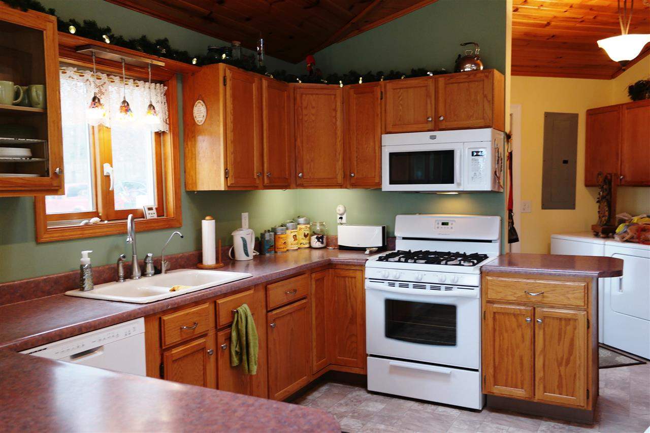 8460 E 1000 N, Kendallville, IN 46755 photo 13