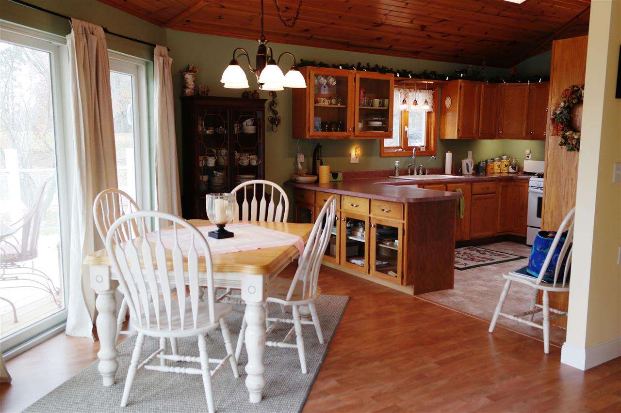 8460 E 1000 N, Kendallville, IN 46755 photo 14