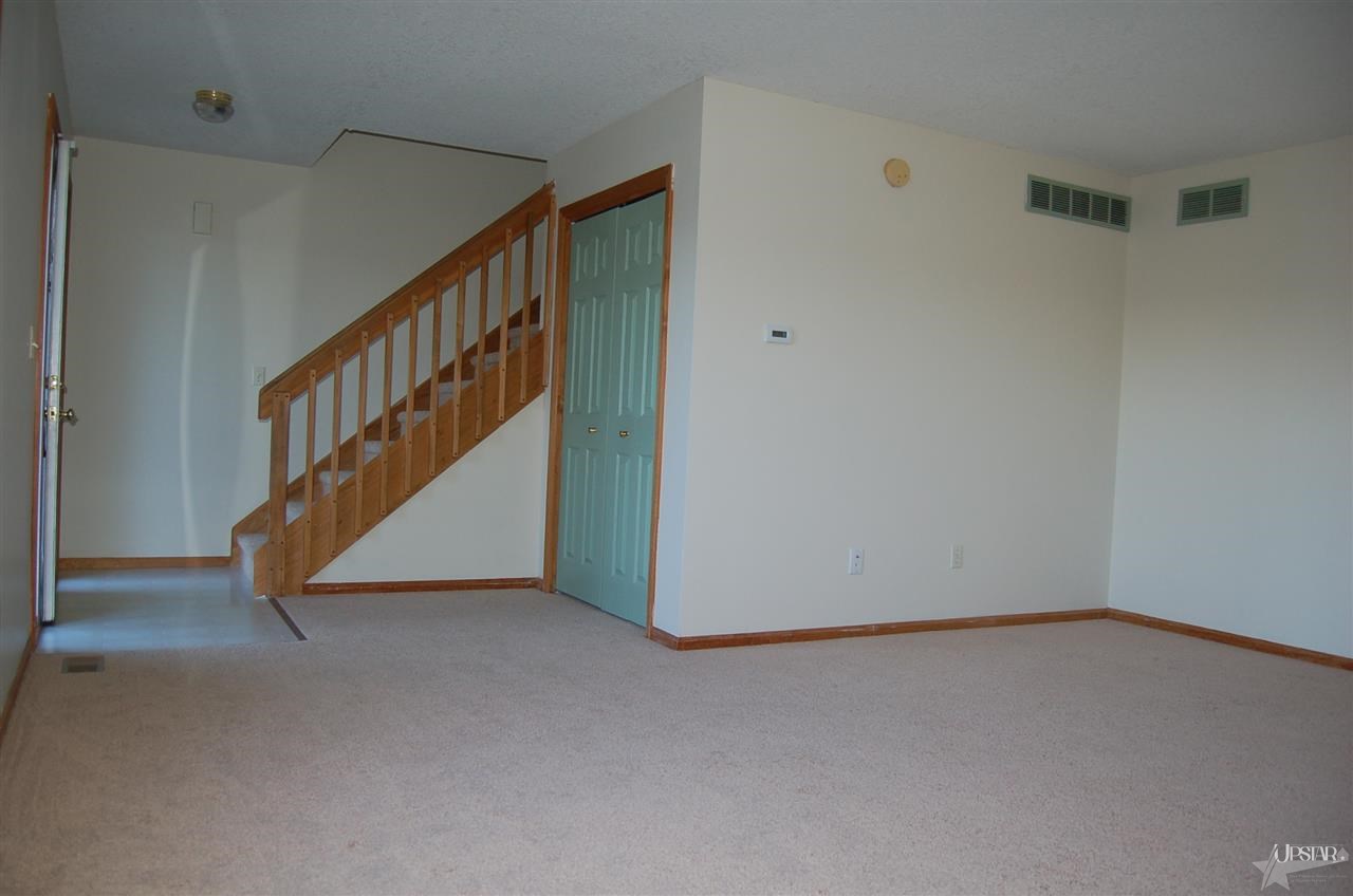509 Briarfield Dr, Fort Wayne, IN 46825 photo 5
