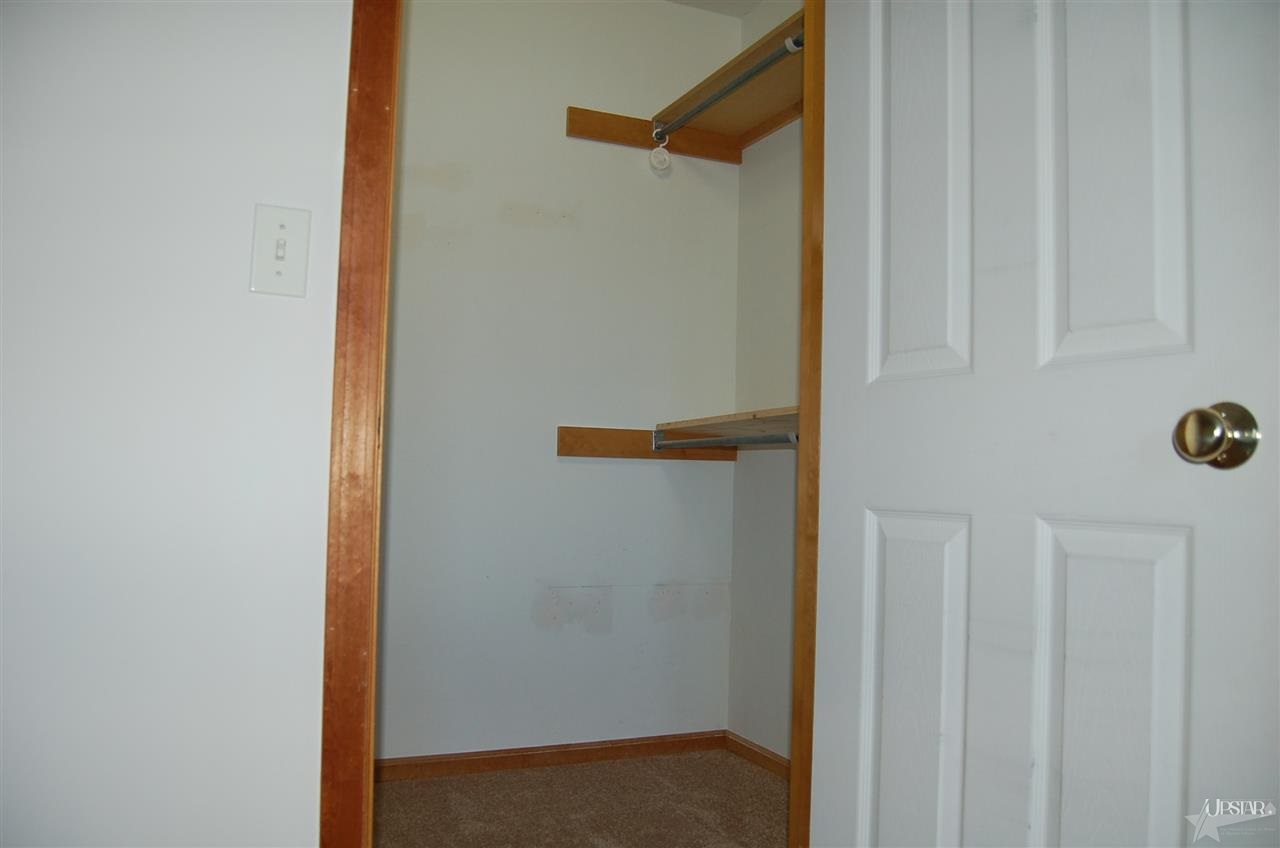 509 Briarfield Dr, Fort Wayne, IN 46825 photo 16
