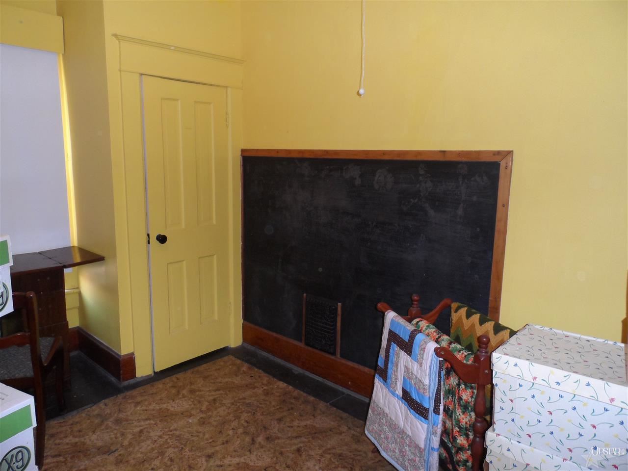 211 E 6th, Auburn, IN 46706 photo 9
