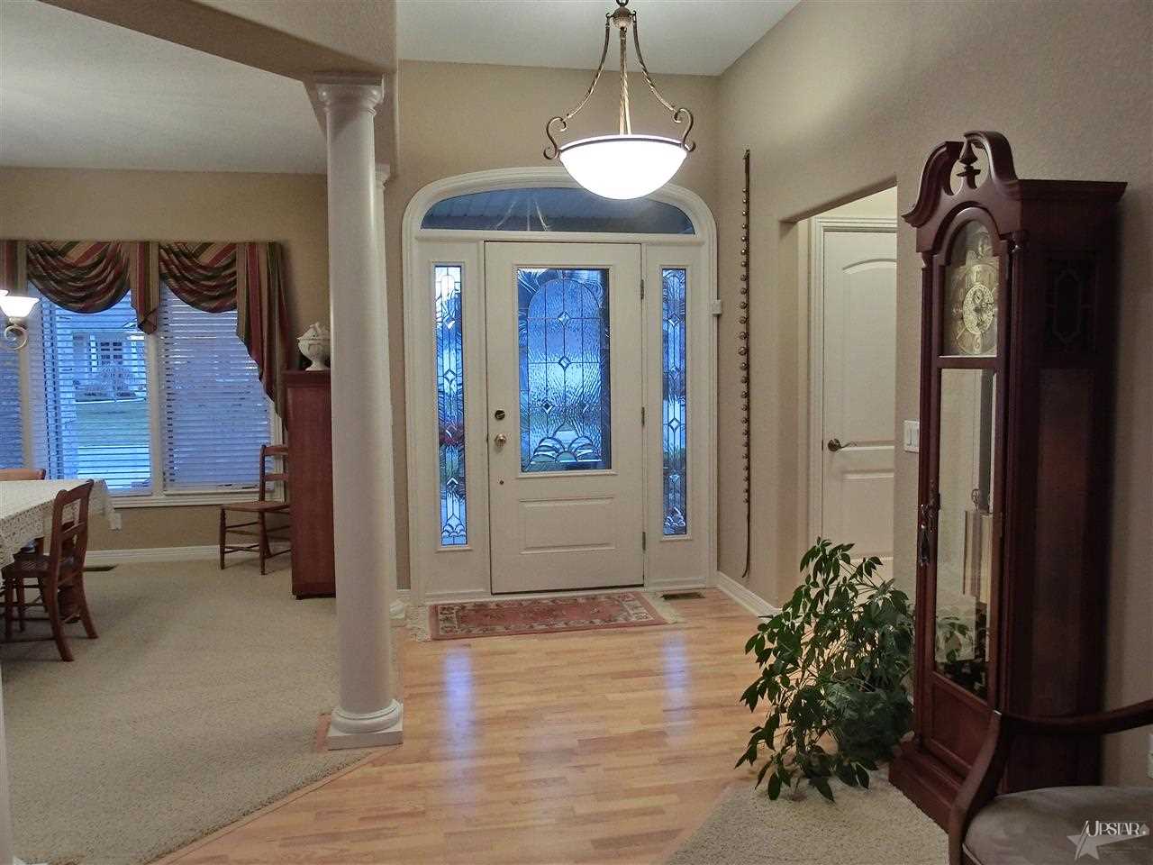 7032 Nighthawk Dr, Fort Wayne, IN 46835 photo 3