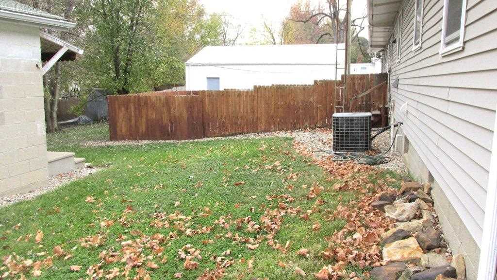 205 E North St, Petersburg, IN 47567 photo 27