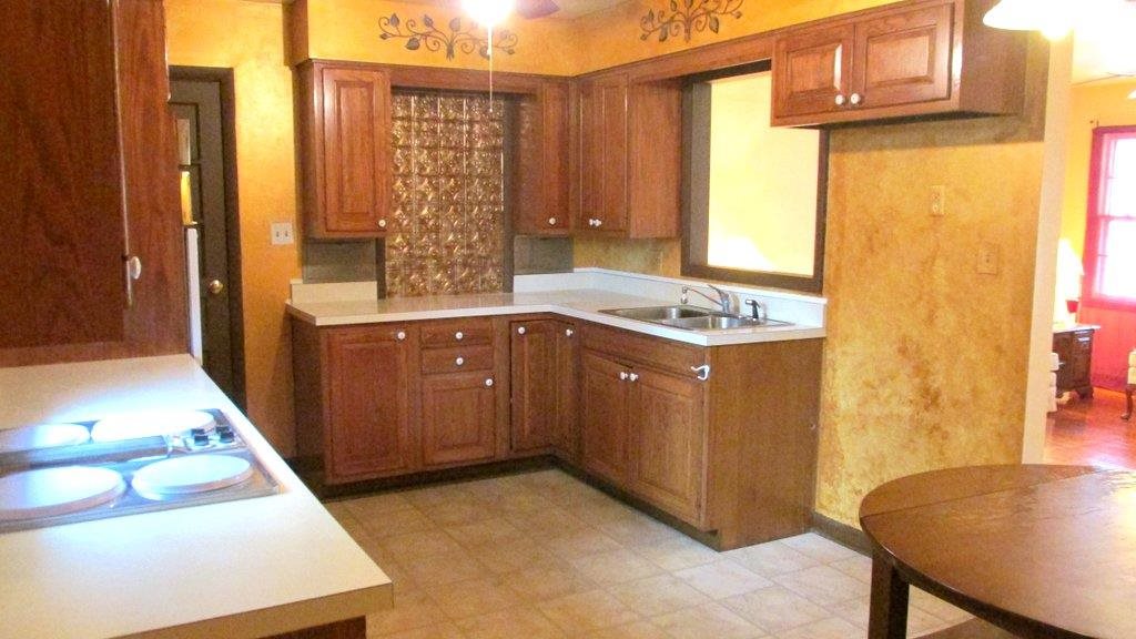 205 E North St, Petersburg, IN 47567 photo 11