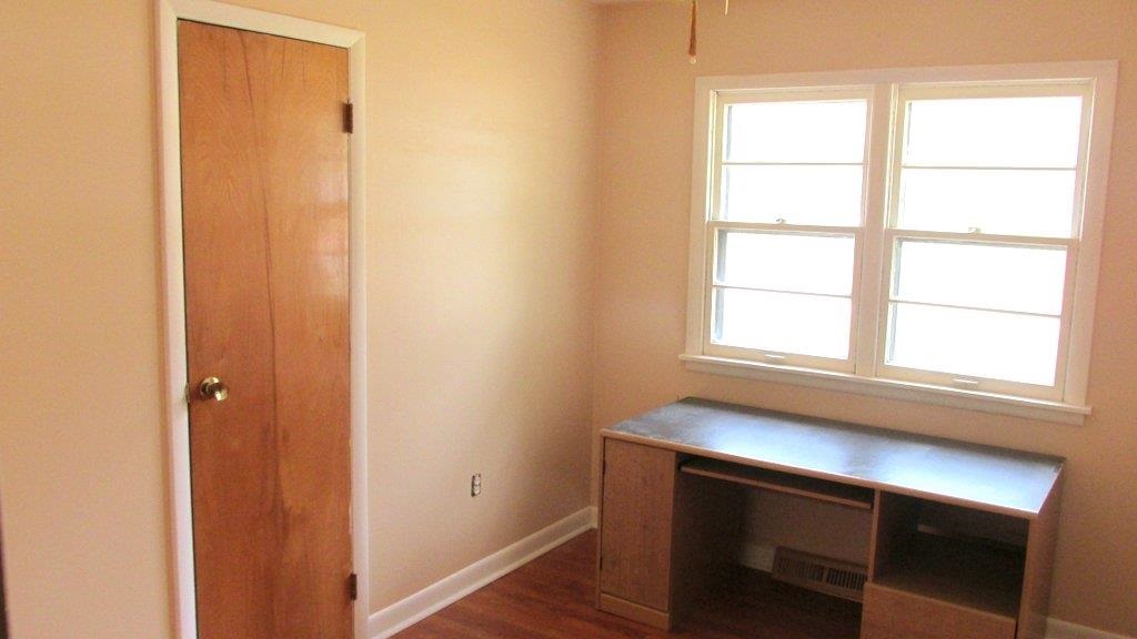 205 E North St, Petersburg, IN 47567 photo 14