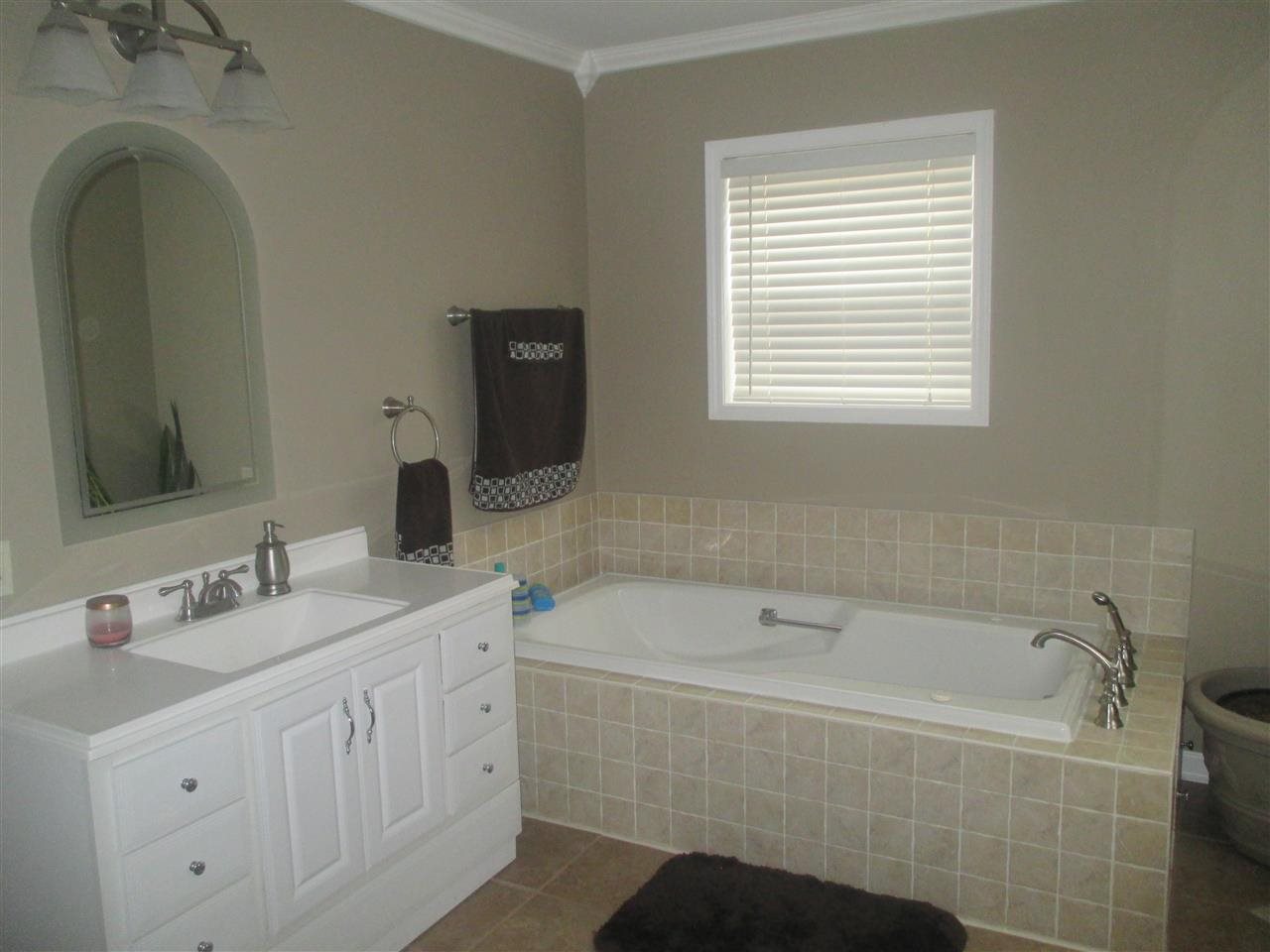 6101 Felstead Rd, Evansville, IN 47712 photo 12