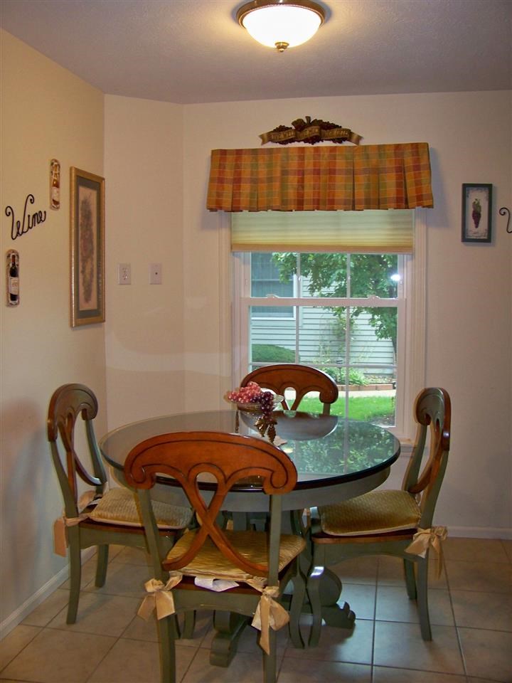 1621 Spring Brooke Dr, Goshen, IN 46528 photo 13