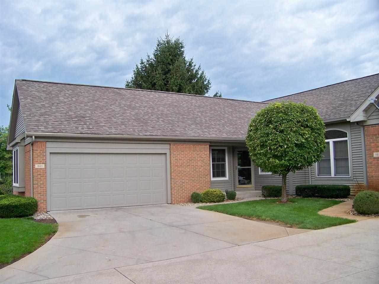 1621 Spring Brooke Dr, Goshen, IN 46528 photo 1