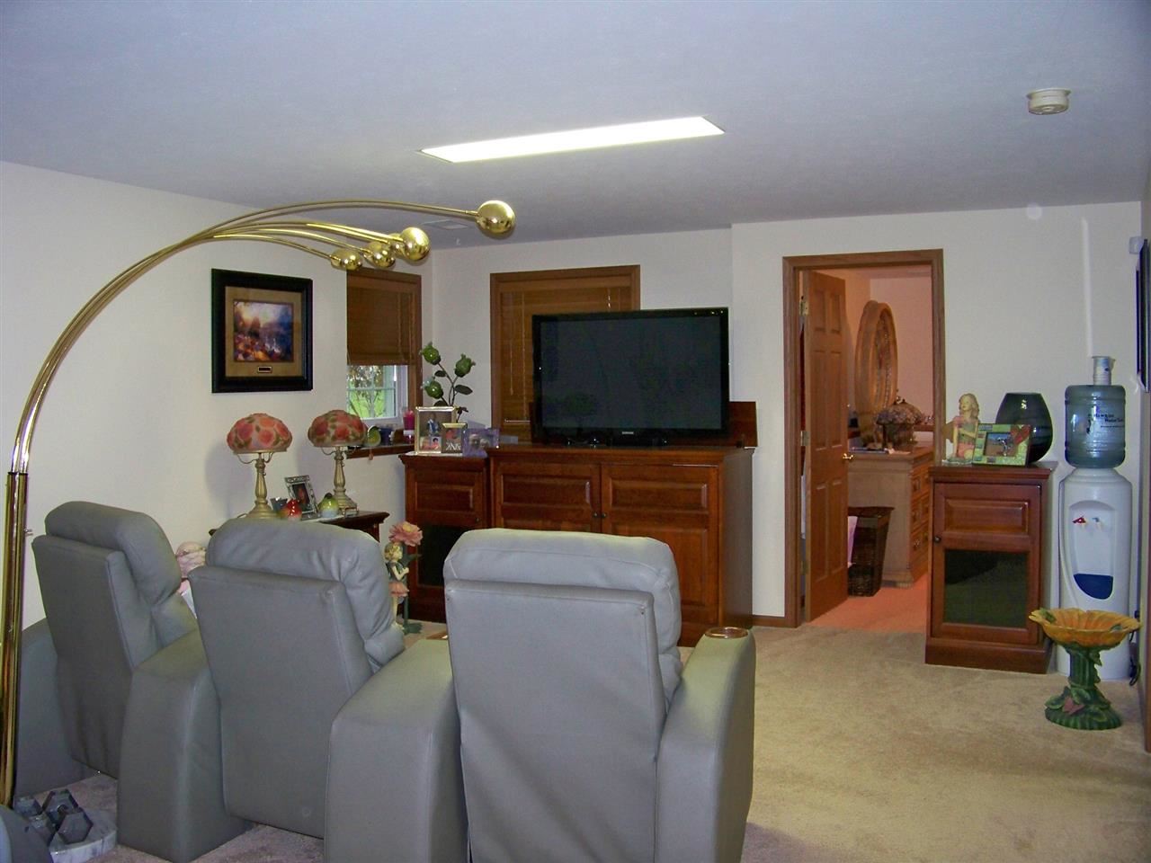 1621 Spring Brooke Dr, Goshen, IN 46528 photo 20