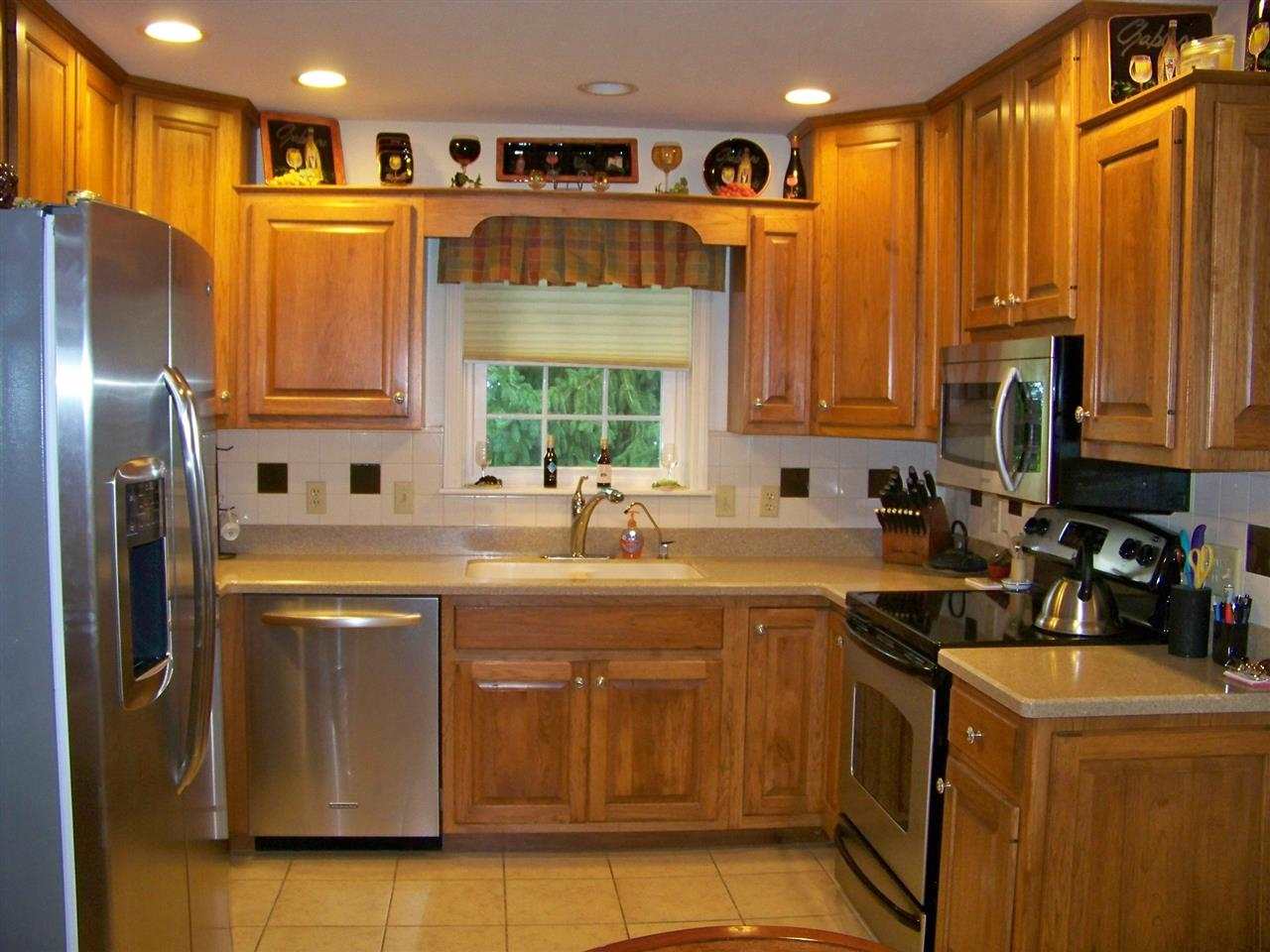 1621 Spring Brooke Dr, Goshen, IN 46528 photo 8