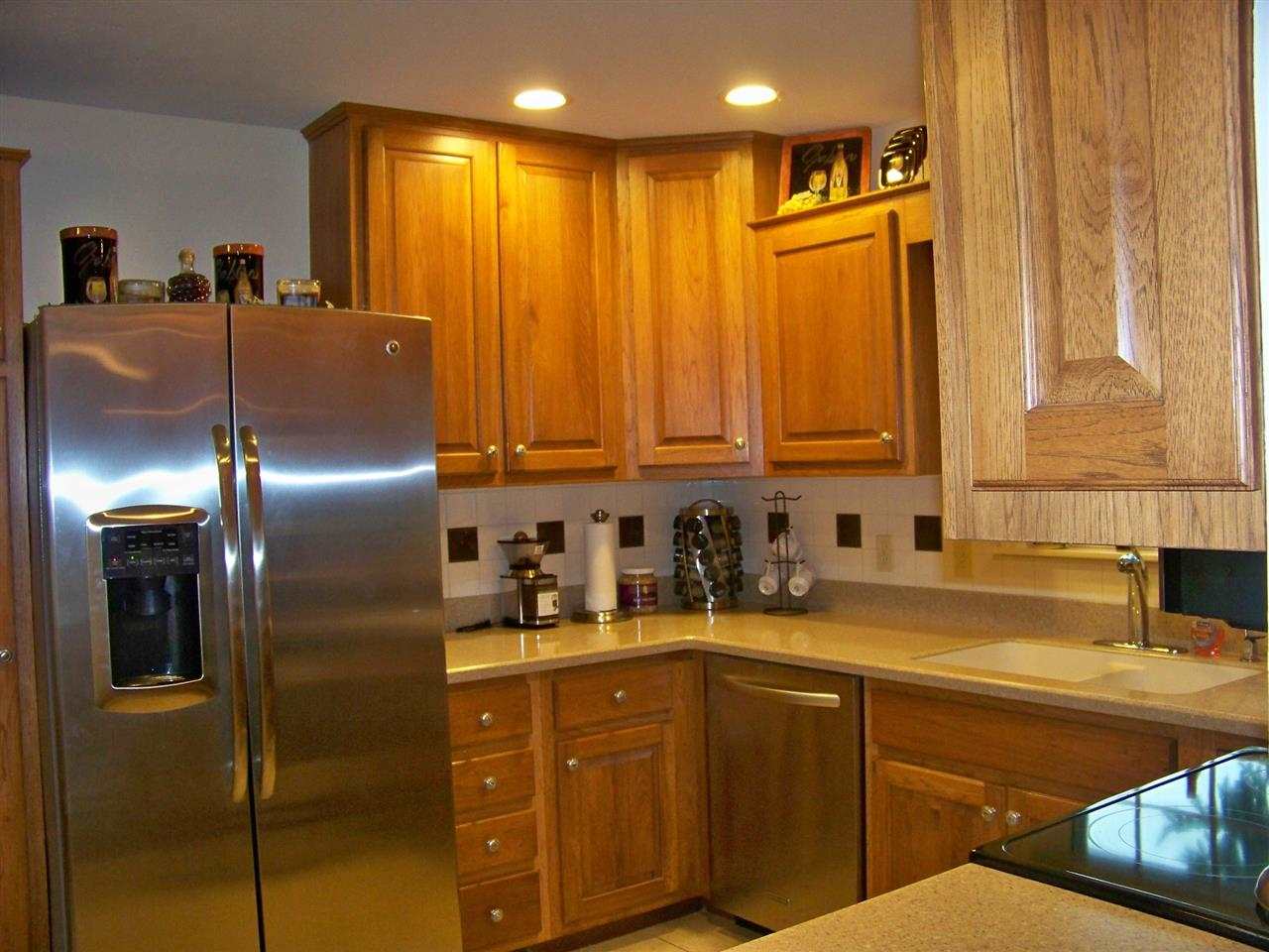 1621 Spring Brooke Dr, Goshen, IN 46528 photo 11
