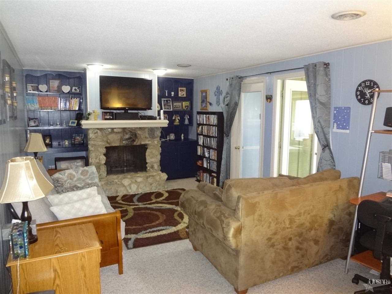 4228 Thorton Dr, Fort Wayne, IN 46815 photo 9