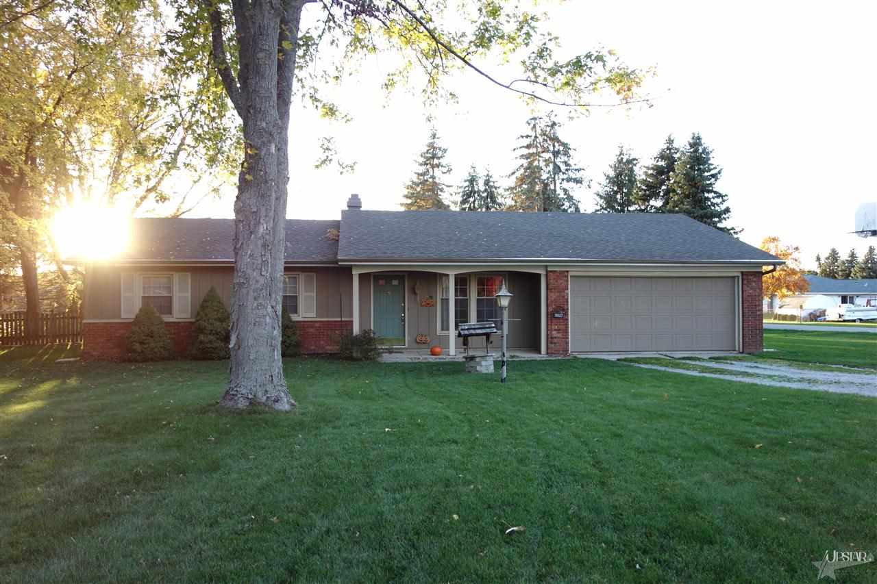 10027 Jamaica Dr, Fort Wayne, IN 46825 photo 2