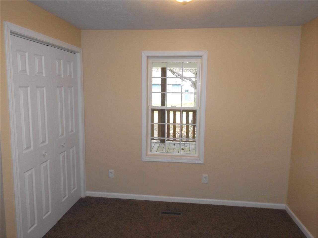 54372 Hastings St, Elkhart, IN 46514 photo 5