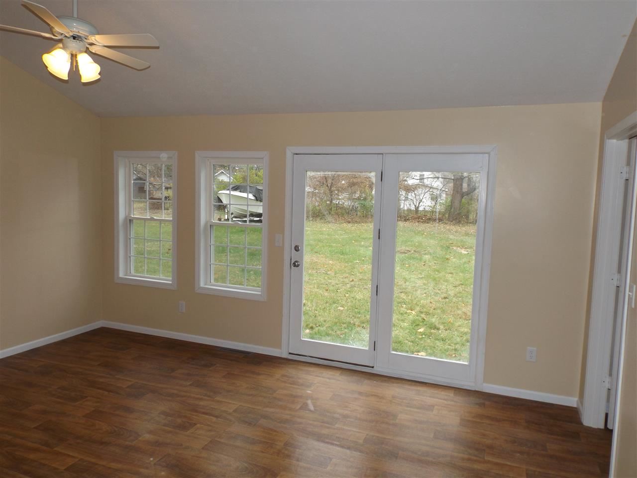 54372 Hastings St, Elkhart, IN 46514 photo 9