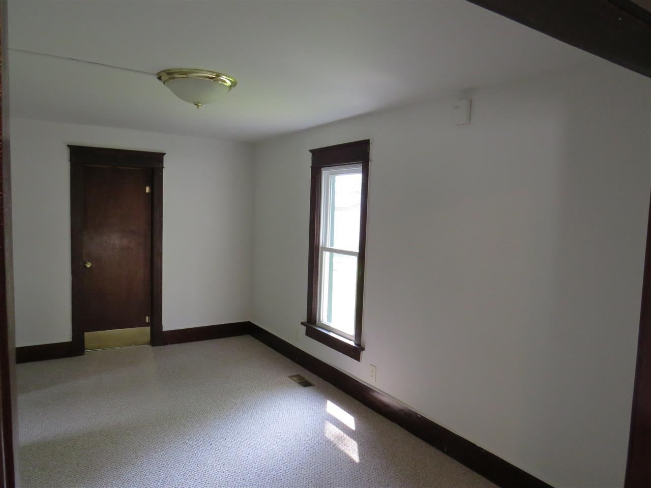 404 N Riverside Blvd, Goshen, IN 46528 photo 9
