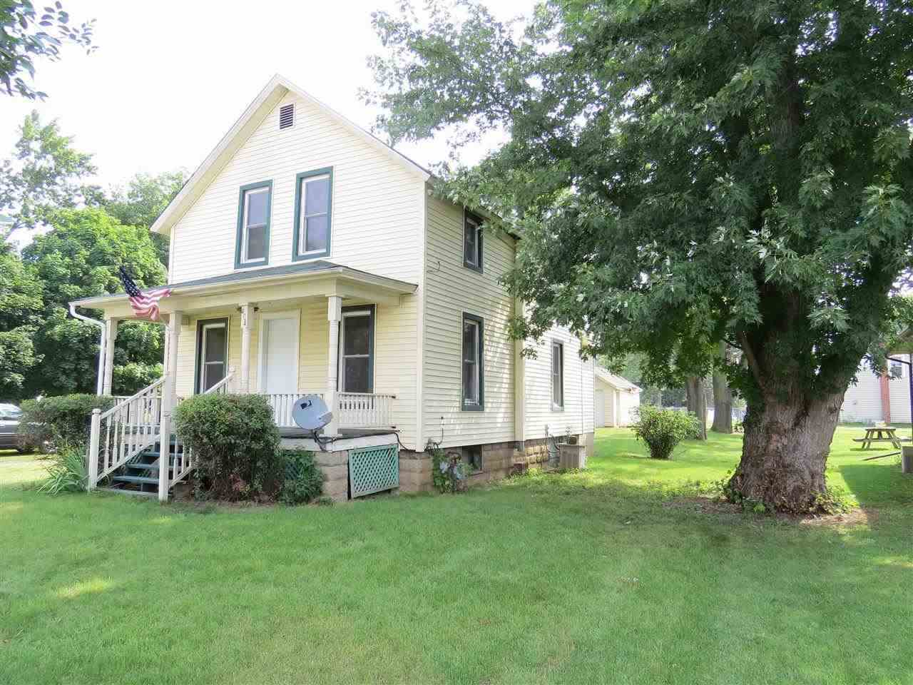 404 N Riverside Blvd, Goshen, IN 46528 photo 1