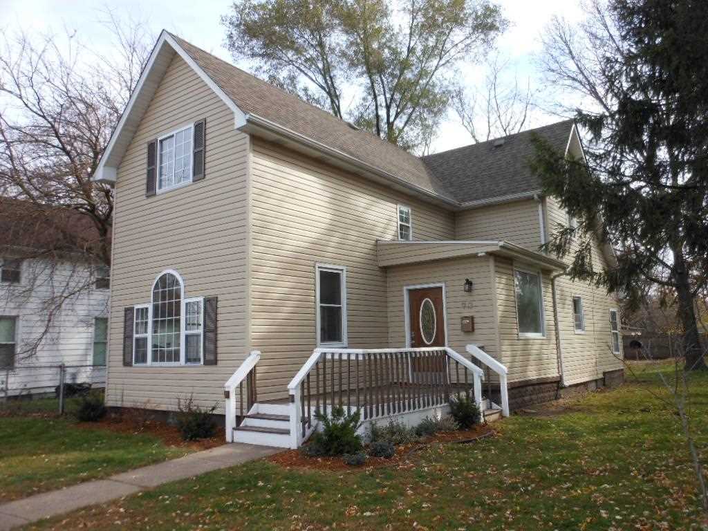 913 Mcpherson St, Elkhart, IN 46514 photo 1