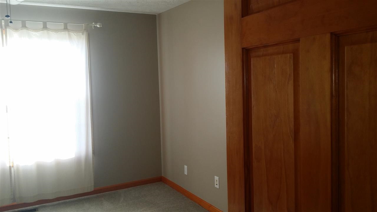 12360 W Deerfield Loop, Delphi, IN 46923 photo 6