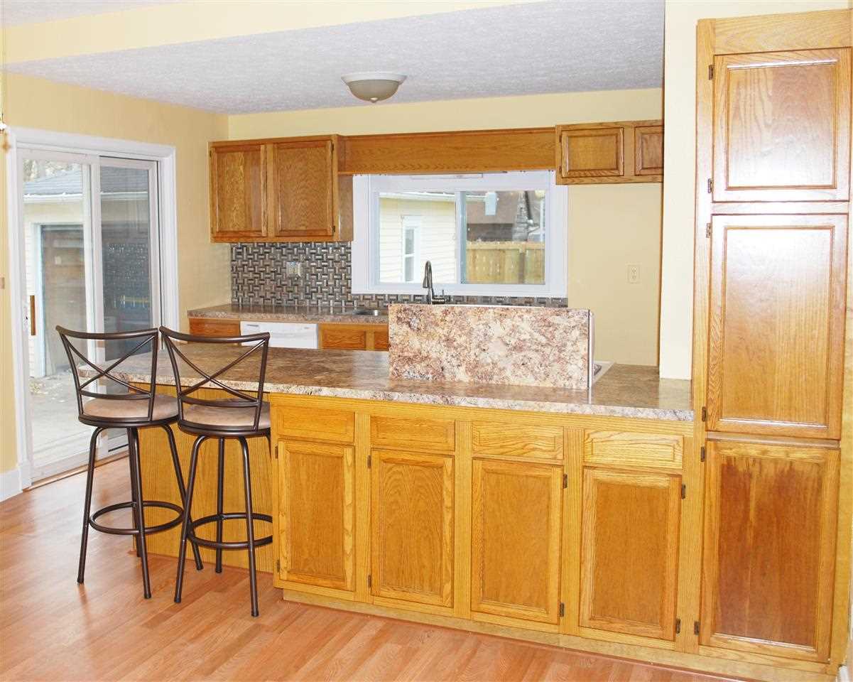 201 Towle Ave, Mishawaka, IN 46544 photo 4