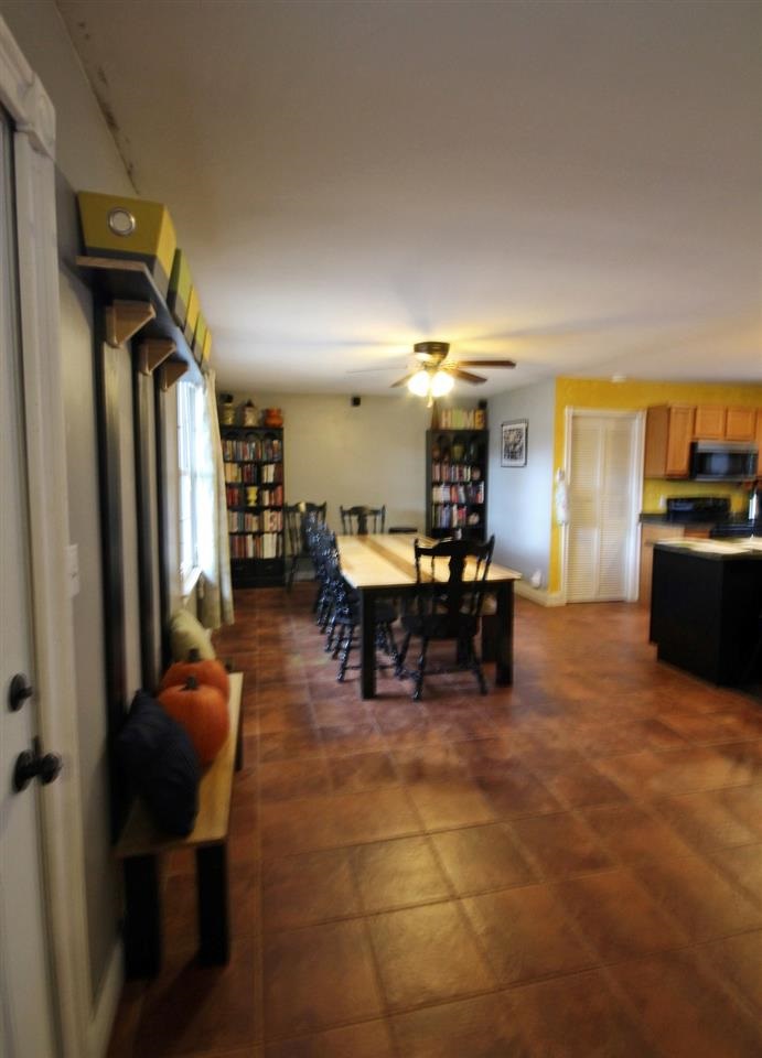 2700 Kathleen Ave, Evansville, IN 47714 photo 6