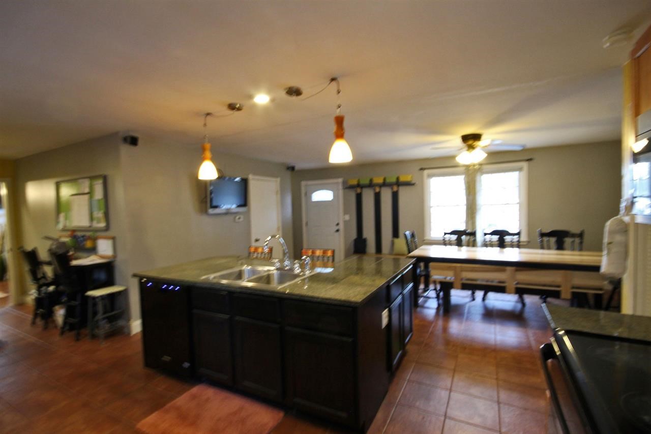 2700 Kathleen Ave, Evansville, IN 47714 photo 5