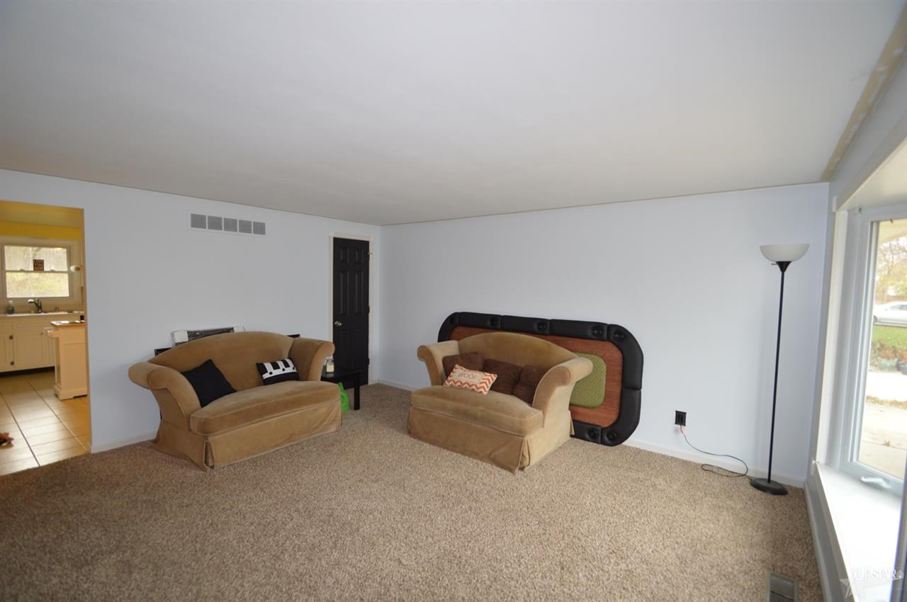 5404 Monarch Dr, Fort Wayne, IN 46815 photo 4