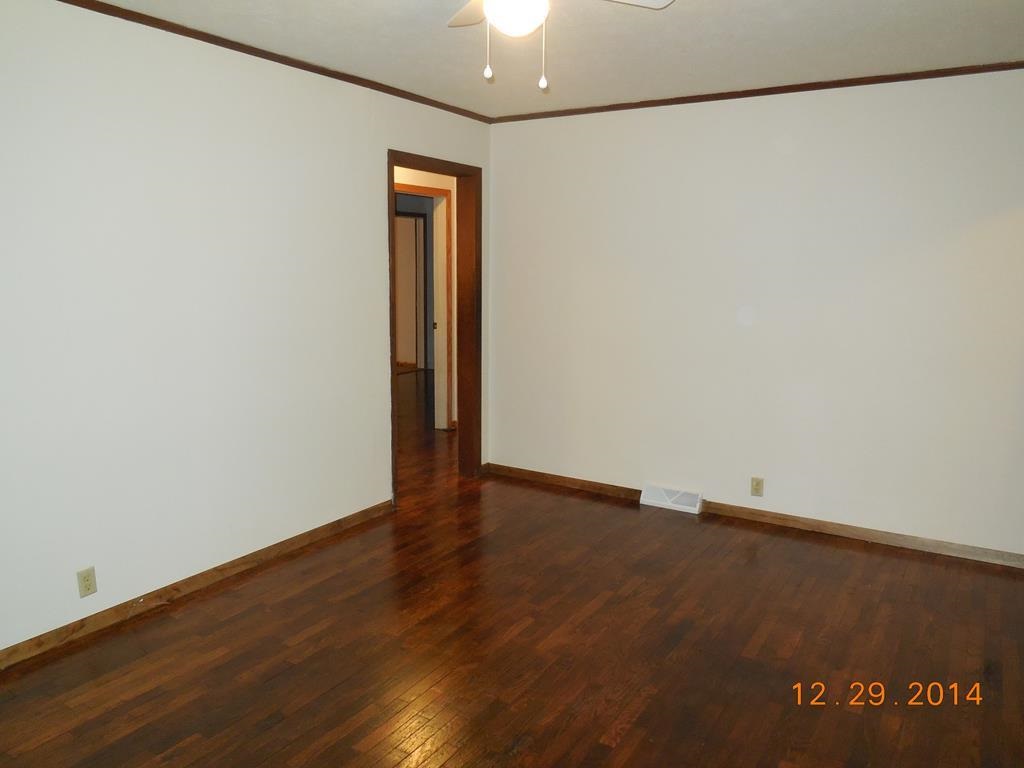 19646 Darden Rd, South Bend, IN 46637 photo 2