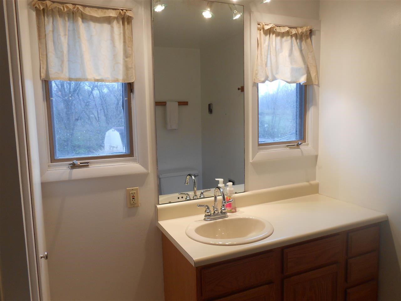 5412 Bluffton Rd, Fort Wayne, IN 46809 photo 11