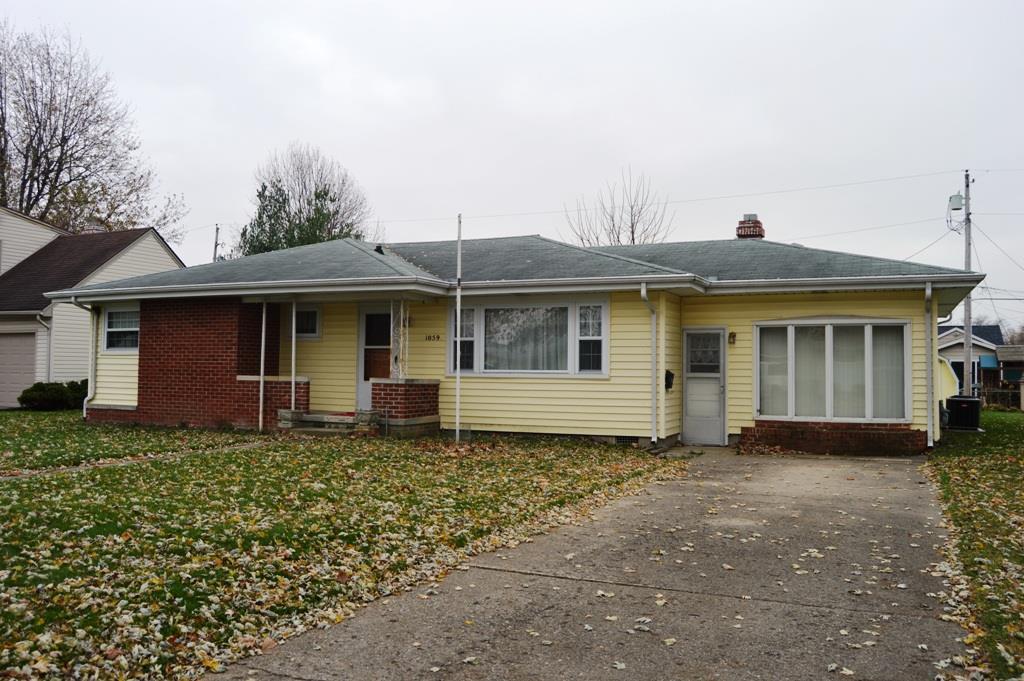 1059 E Boone St, Frankfort, IN 46041 photo 1