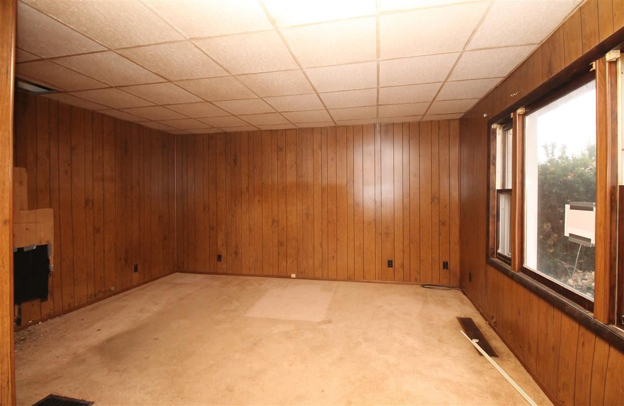 619 E Christy St, Marion, IN 46952 photo 2