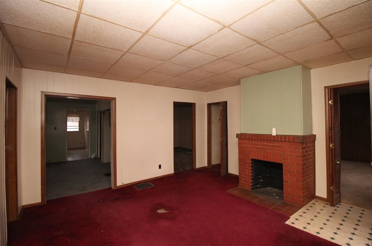 619 E Christy St, Marion, IN 46952 photo 3