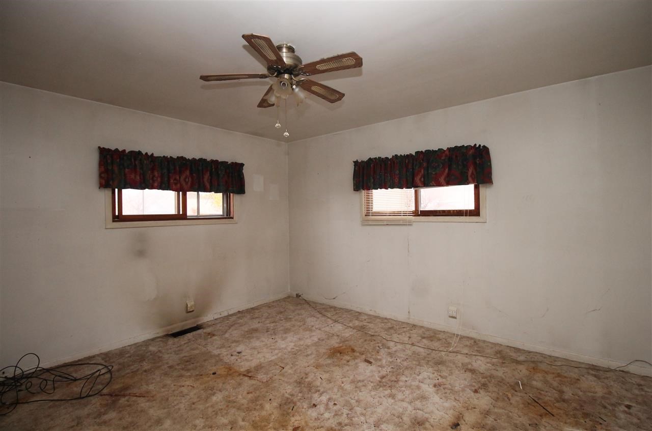 619 E Christy St, Marion, IN 46952 photo 5