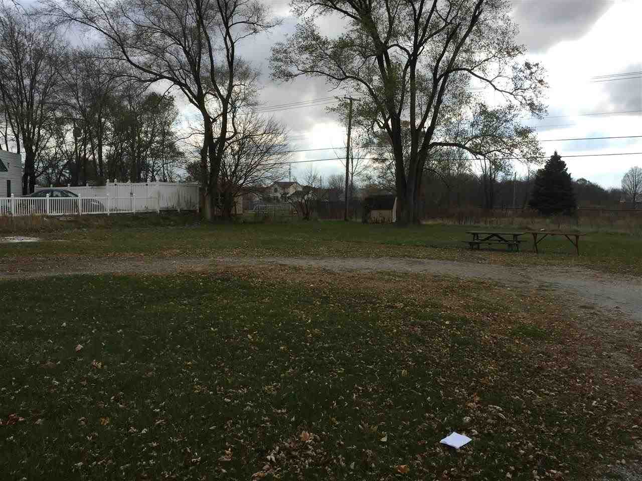 953 W Market St, Nappanee, IN 46550 photo 14