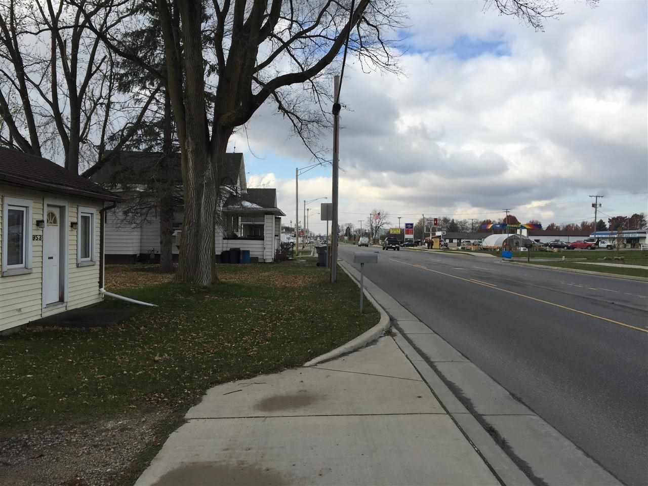 953 W Market St, Nappanee, IN 46550 photo 9