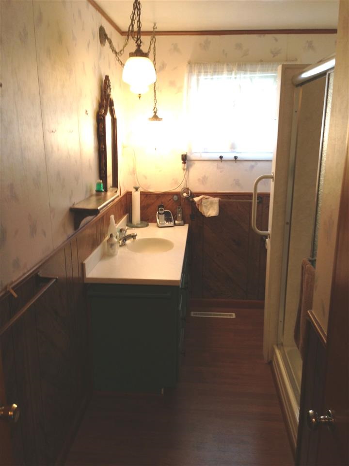 1607 Westmoor Pkwy, Goshen, IN 46526 photo 8