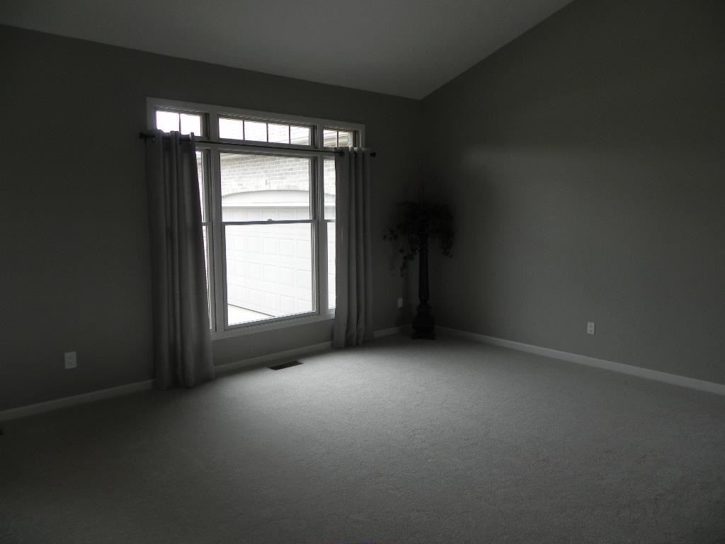14261 Parkridge Dr, Granger, IN 46530 photo 8