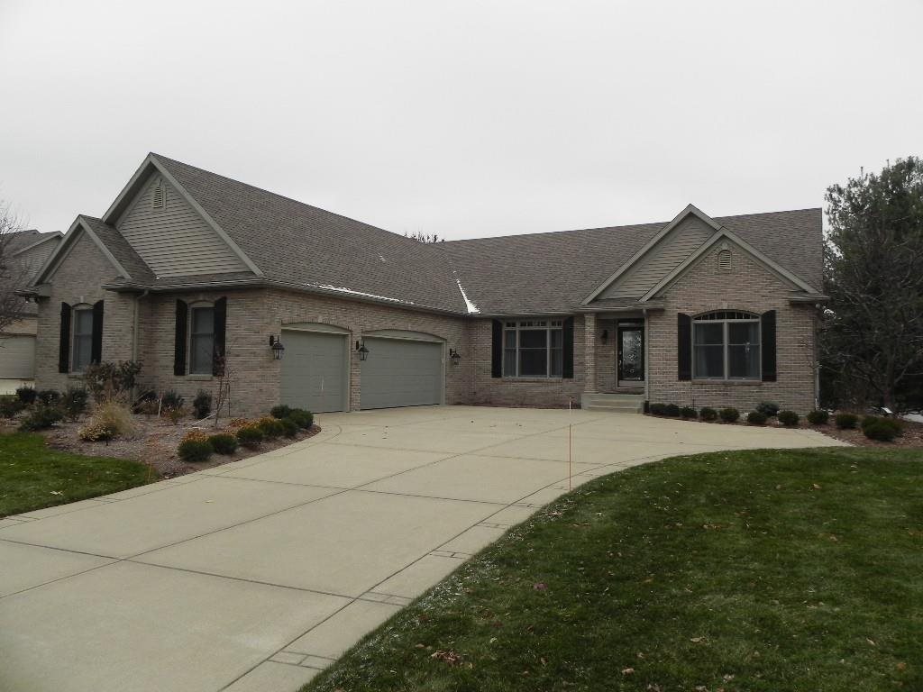 14261 Parkridge Dr, Granger, IN 46530 photo 1