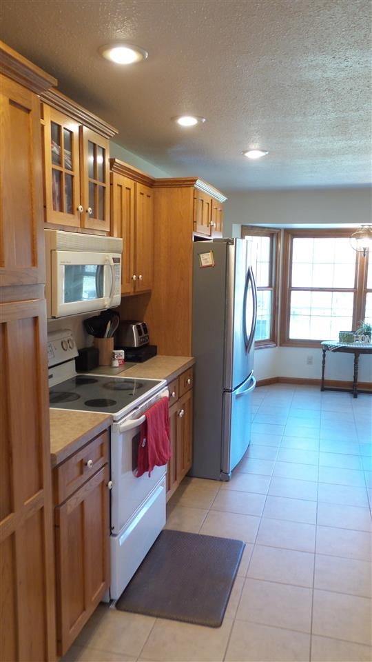 4282 S Ridge Ln, Washington, IN 47501 photo 5