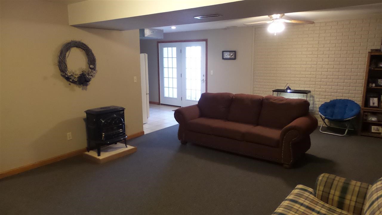 4282 S Ridge Ln, Washington, IN 47501 photo 14