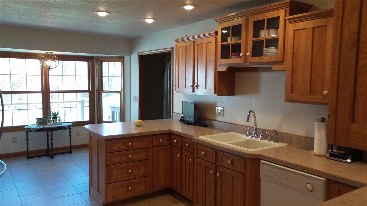 4282 S Ridge Ln, Washington, IN 47501 photo 4