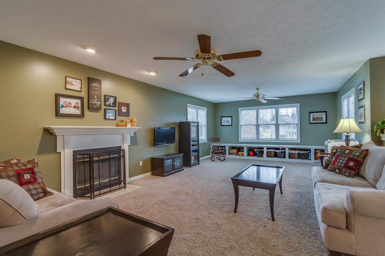 52123 Eagle Chase Dr, Granger, IN 46530 photo 14