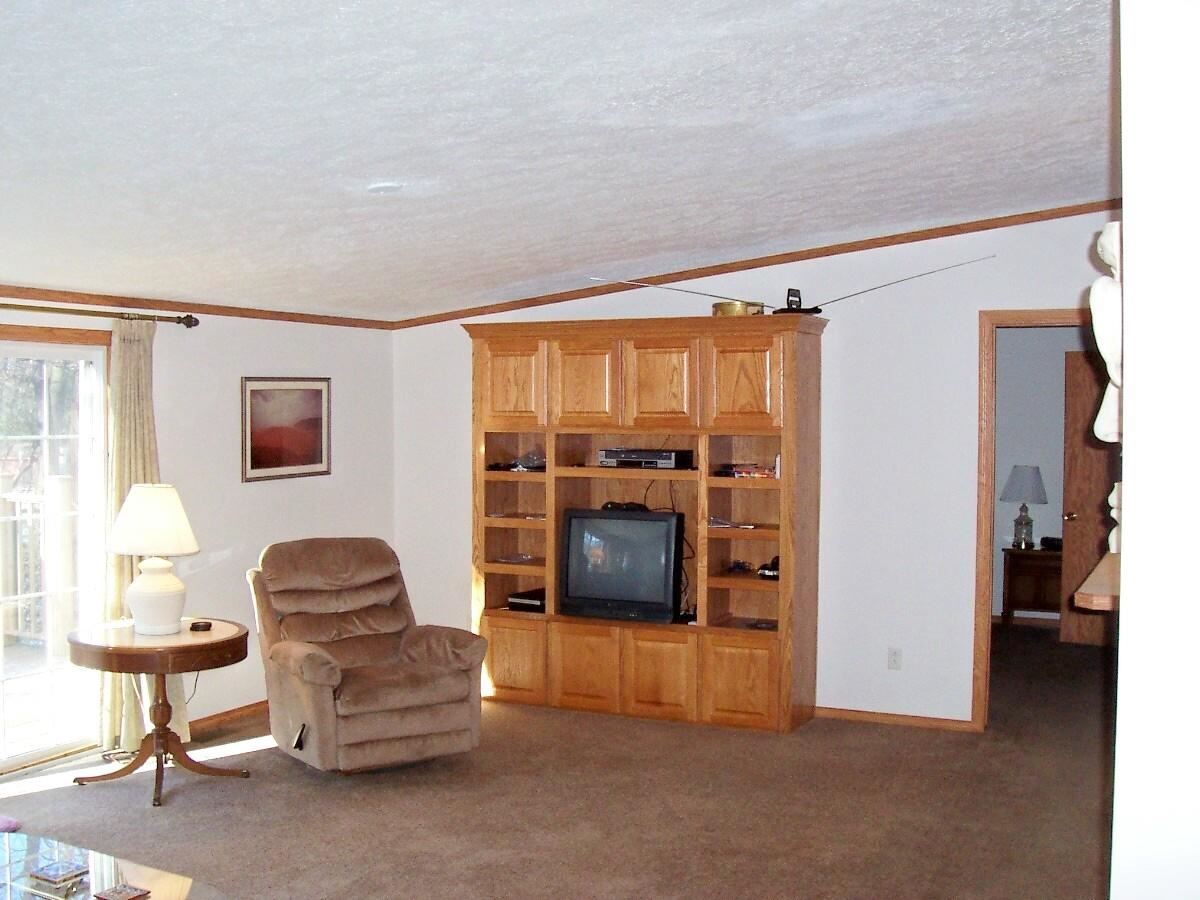 7839 Meadow, Walkerton, IN 46574 photo 4