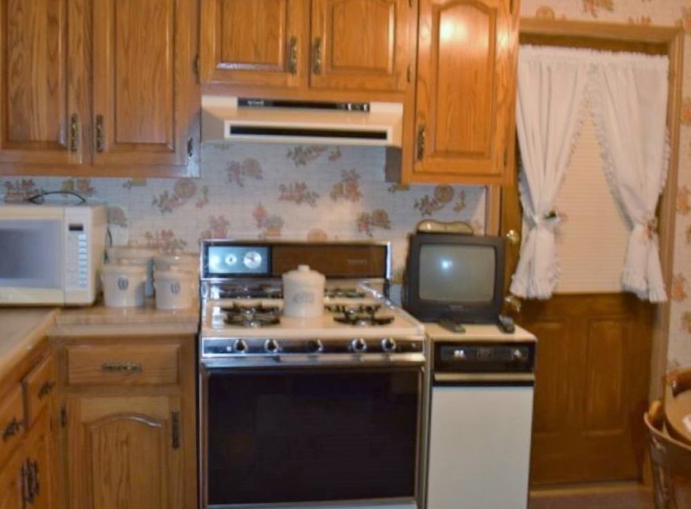 8900 Winery Rd, Wadesville, IN 47638 photo 5