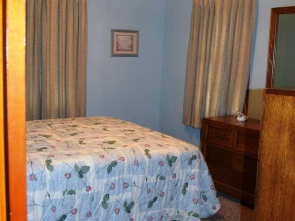 8900 Winery Rd, Wadesville, IN 47638 photo 3