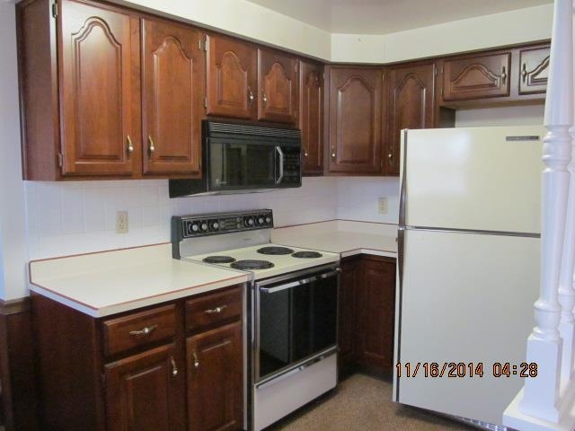 1217 Colerain St, Wabash, IN 46992 photo 5