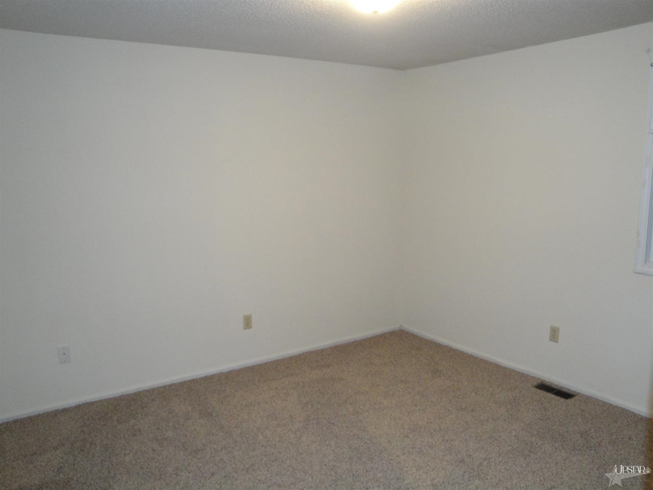 1502 Caribou Dr, Fort Wayne, IN 46804 photo 19