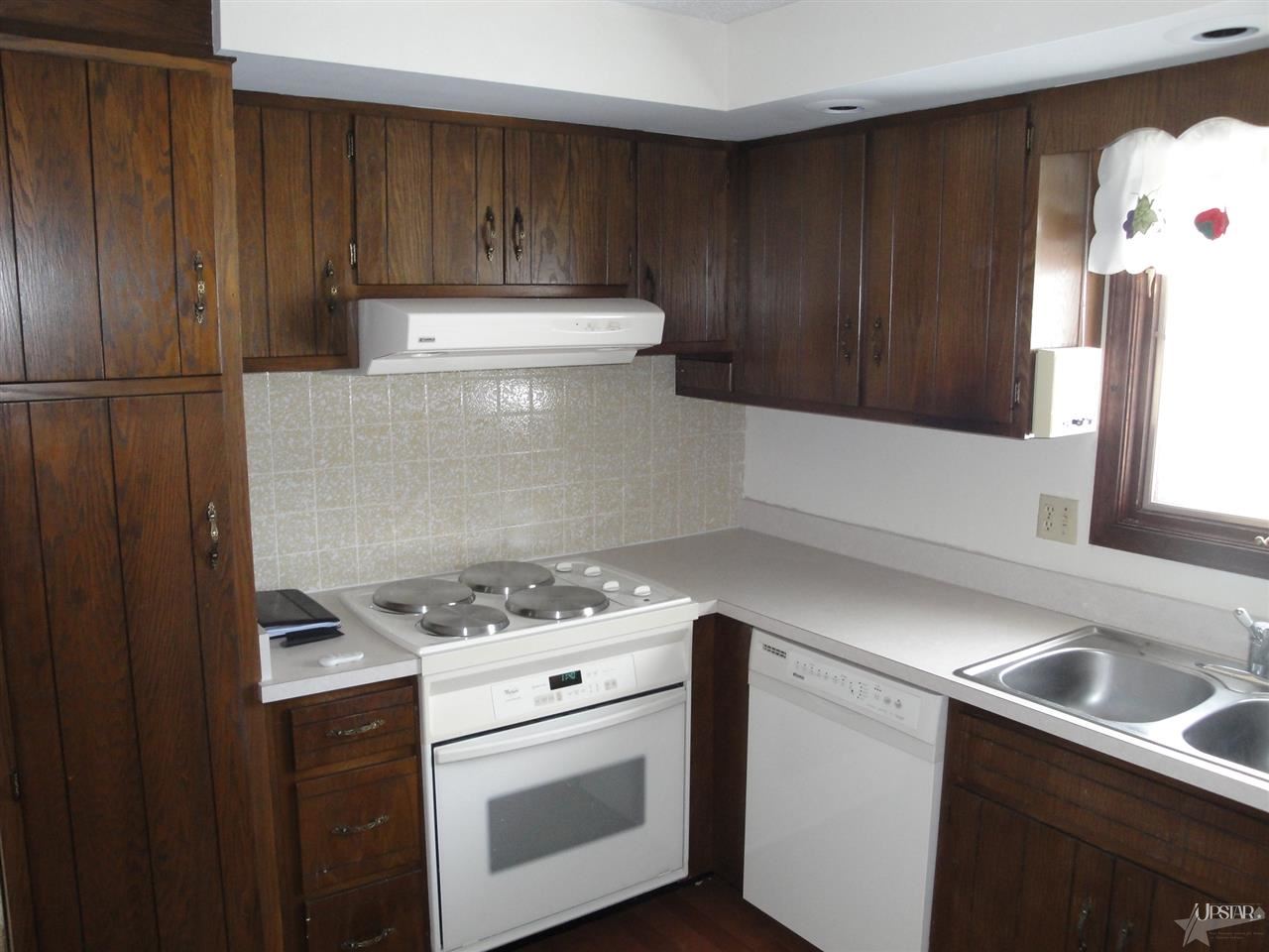 1502 Caribou Dr, Fort Wayne, IN 46804 photo 6