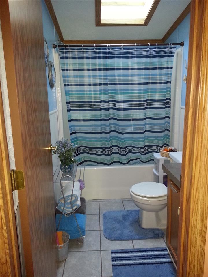 5003 E Daniels Rd, Peru, IN 46970 photo 2